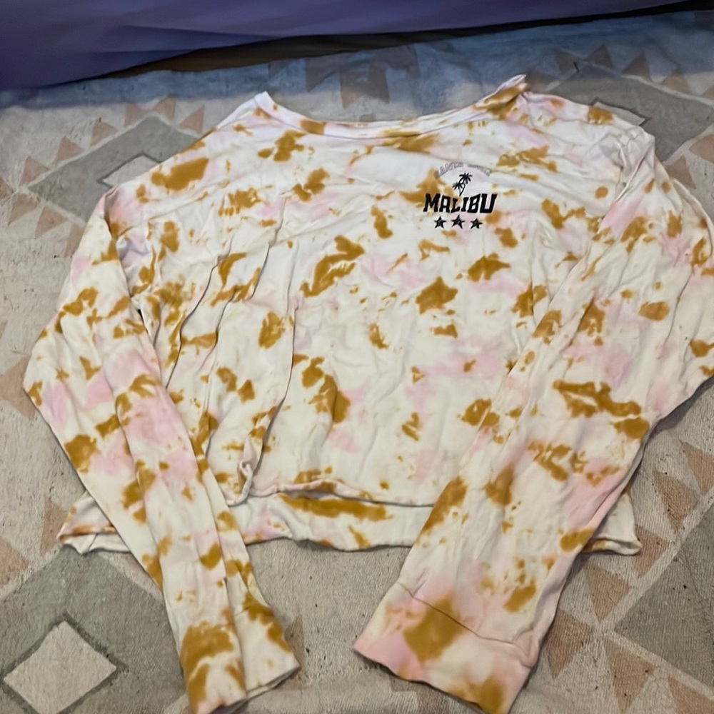 Tan and brown spotted cropped long sleeve shirt